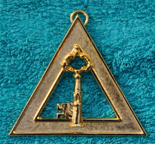 Royal Arch Chapter Officers Collar Jewel - Treasurer - Click Image to Close